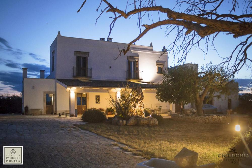 Tenuta Patruno Perniola Gioia Del Colle Esterno foto